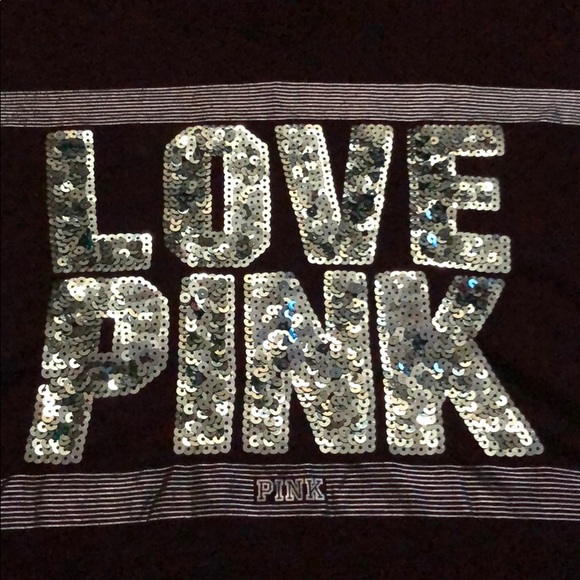 Medium pink v-neck t-shirt - Picture 2 of 4